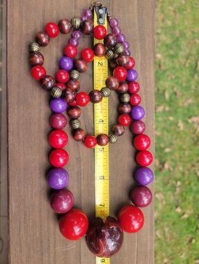 Vintage Lucite Bold Red and Purple Bead Choker Necklace 3pc Set